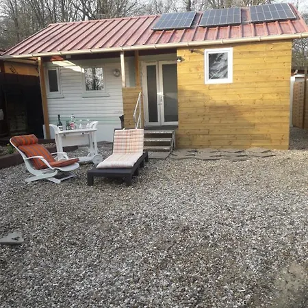 - La Maison Des Bois - *