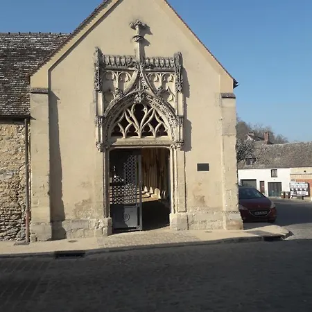 - La Maison Des Bois - *